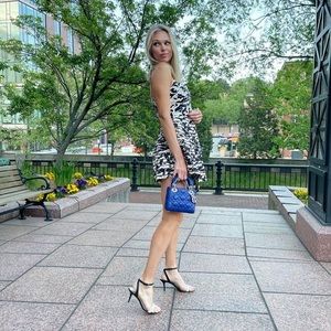 Meet your Posher, Elena